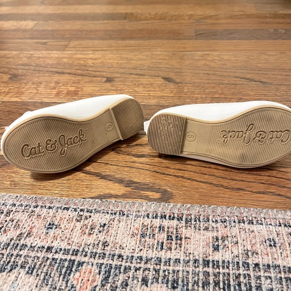 Cat & Jack Toddler Girls’ Nora Ballet Flats - Picture 2 of 3